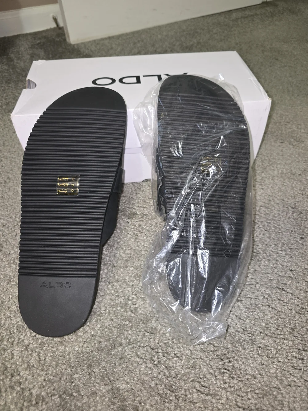 ALDO Alenana Black Slide Sandals with Gold Buckle NIB - Picture 2 of 8
